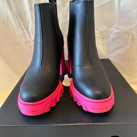 Sorel brex heel chelsea boots - Picture 6 of 8